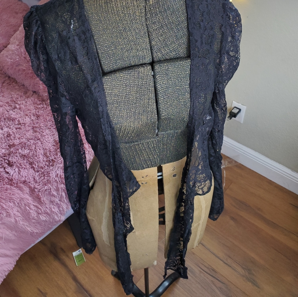 lacey camisol w/tassels